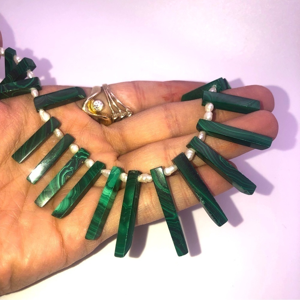 VTG Sterling Malachite & Biwa Rice Pearl Egyptian Style Bib Necklace 17” + 1.4” - Picture 4 of 6